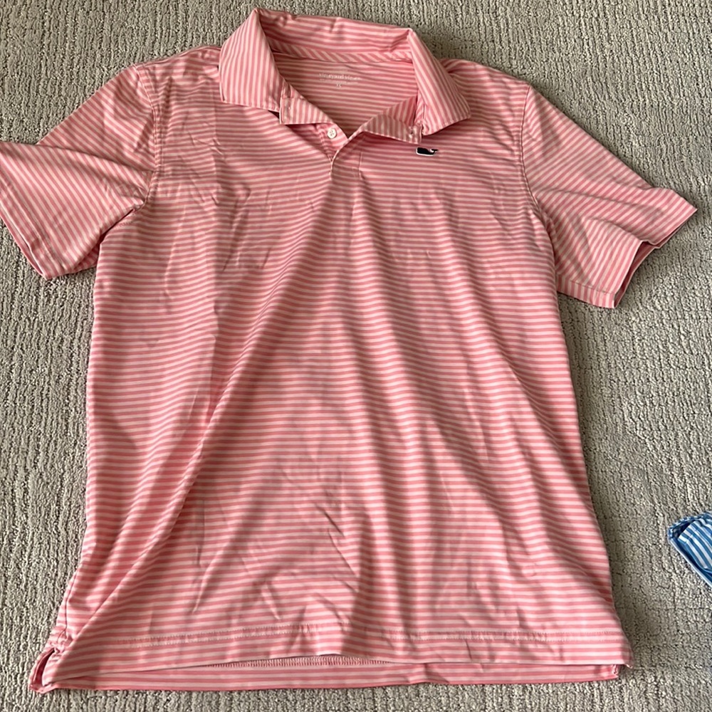 Boys vineyard vines polo size XL